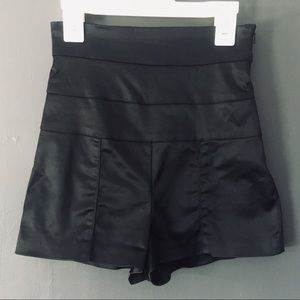 Vintage 90’s Bandage Hot Pants Made in USA - XS 🖤